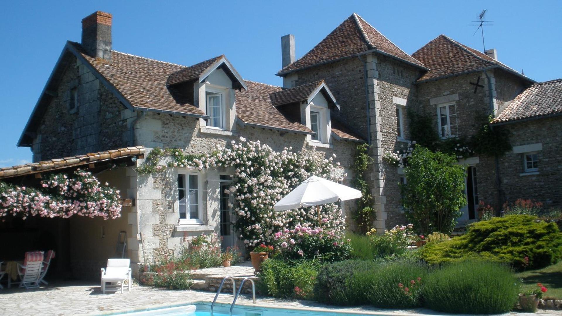 Chambres d'Hôtes La Pocterie Vouneuil-sur-Vienne Extérieur photo