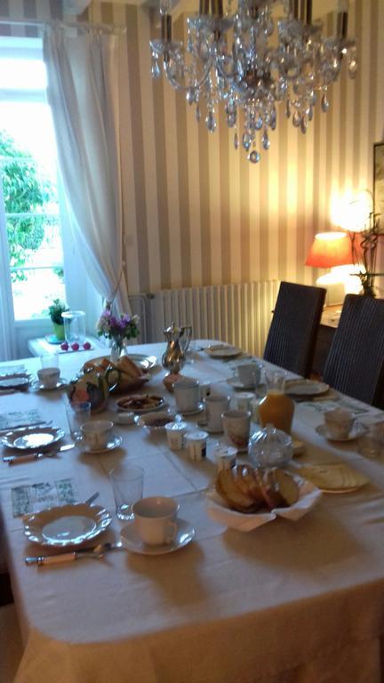 Chambres d'Hôtes La Pocterie Vouneuil-sur-Vienne Extérieur photo